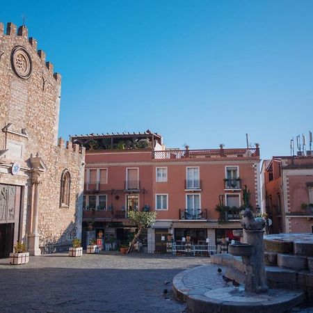 Castalia Apartments & Rooms Duomo تاورمينا المظهر الخارجي الصورة