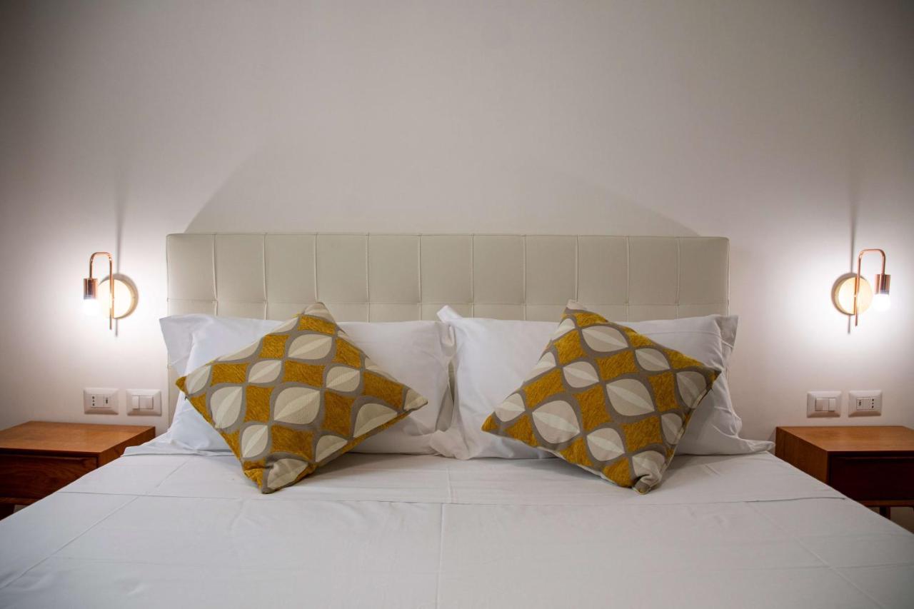 Castalia Apartments & Rooms Duomo تاورمينا المظهر الخارجي الصورة