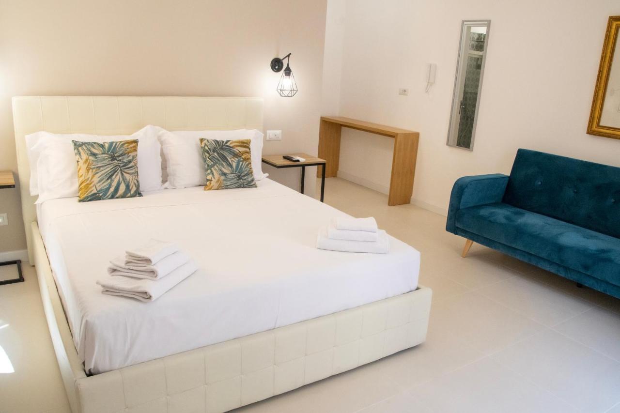 Castalia Apartments & Rooms Duomo تاورمينا المظهر الخارجي الصورة