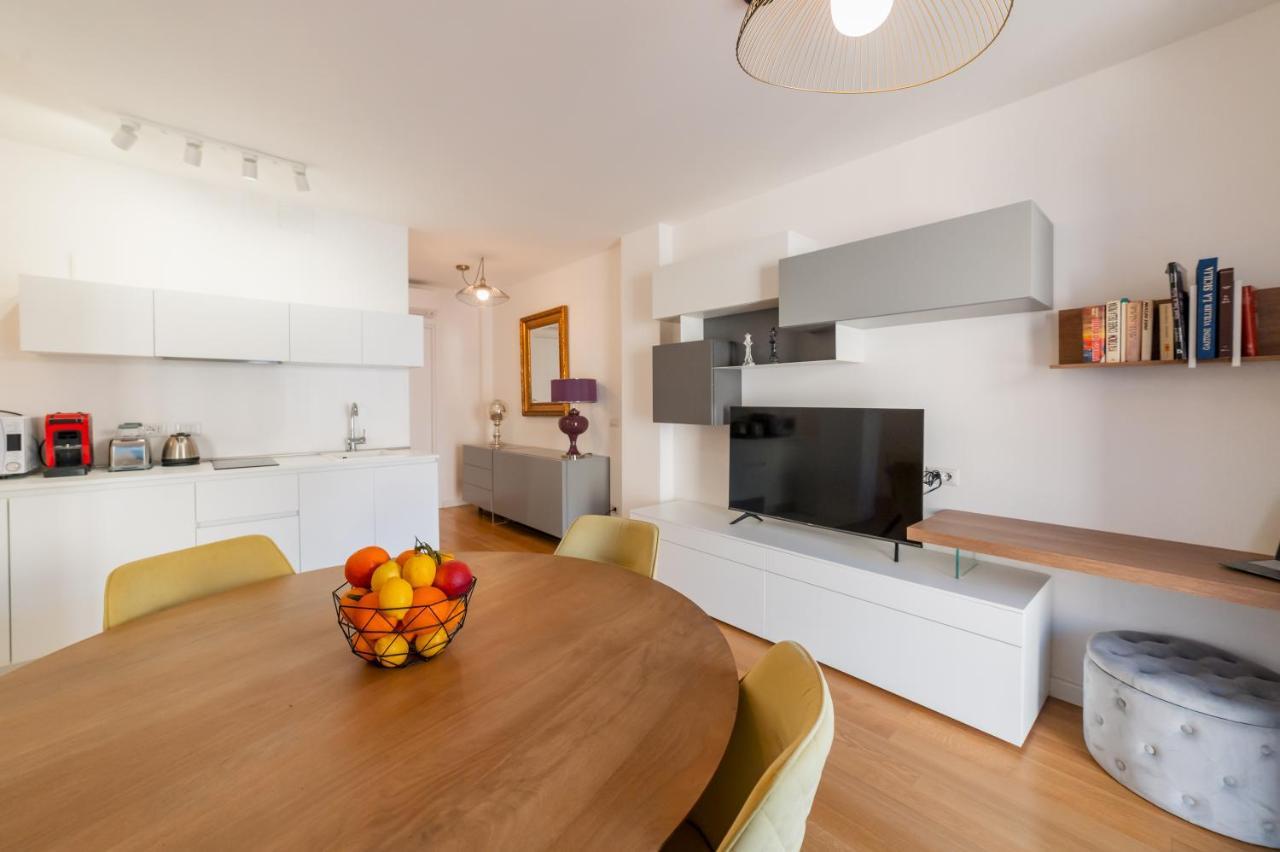 Castalia Apartments & Rooms Duomo تاورمينا المظهر الخارجي الصورة